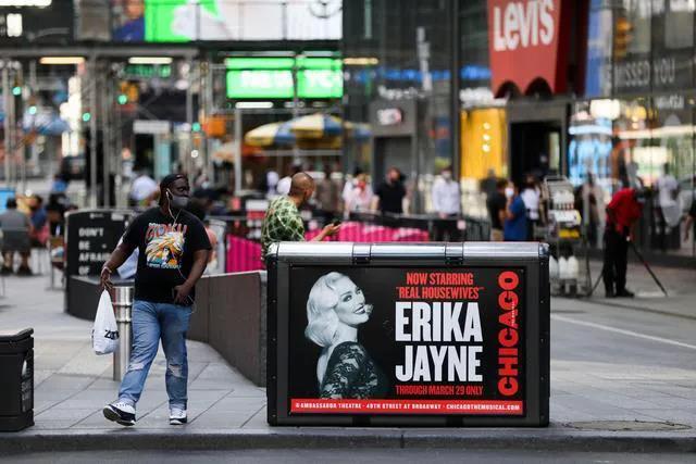 文汇报|过去10周平均每周损失3500万美元,美国百老汇将暂停演出至明年1月3日