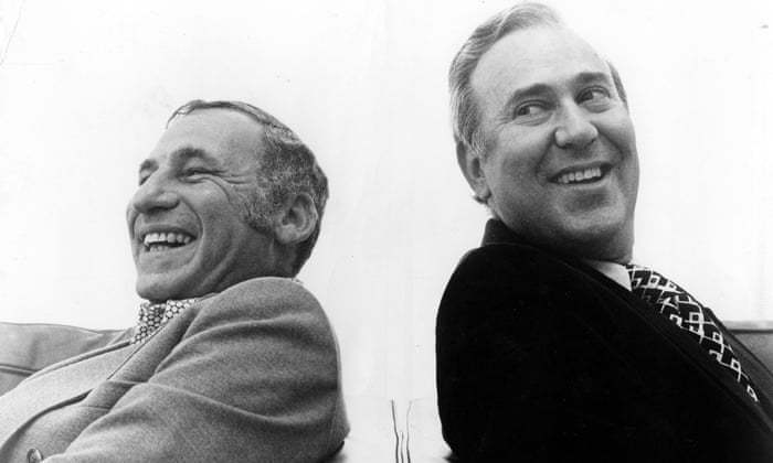 喜剧片|著名喜剧导演卡尔·雷纳去世，享寿98岁