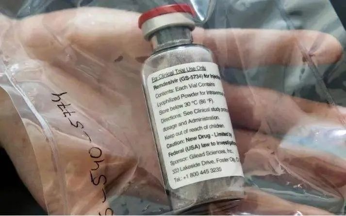 央视今日亚洲|单日新增超5万！特朗普改口支持戴口罩