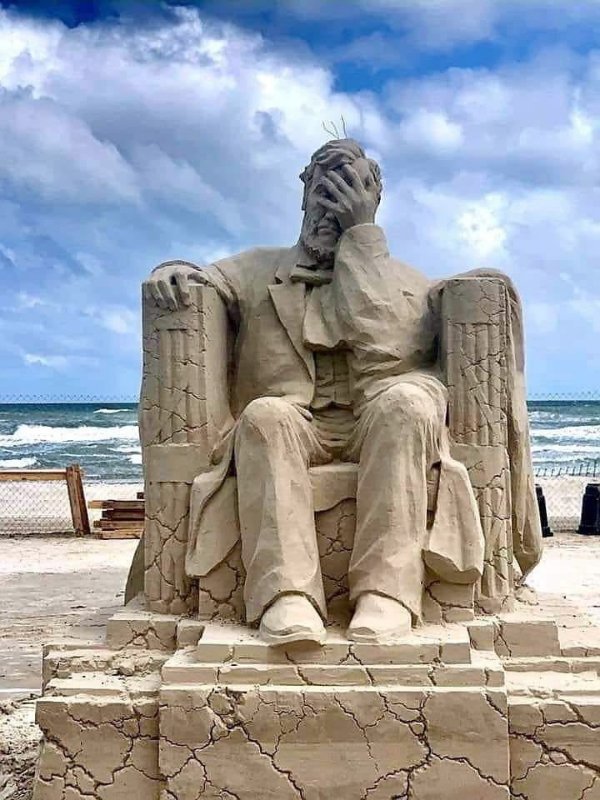 特朗普|特朗普民意急剧下降，多个摇摆州支持率落后拜登，关键州佛州选情“严峻”