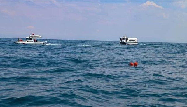 移民|土耳其东部凡湖船只倾覆事件已致11人死亡