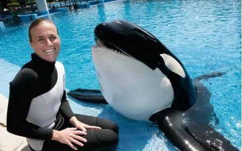 虎鲸|她在俄罗斯被囚禁虐待的那些年……