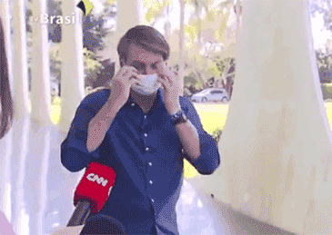 巴西总统|确诊后竟面对记者摘下口罩!巴西总统面临记者协会起诉:或遭监禁和罚款