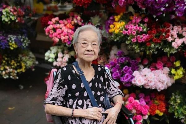 疫情|疫情下的养老院：保护院舍老人，如何平衡安全与自由？