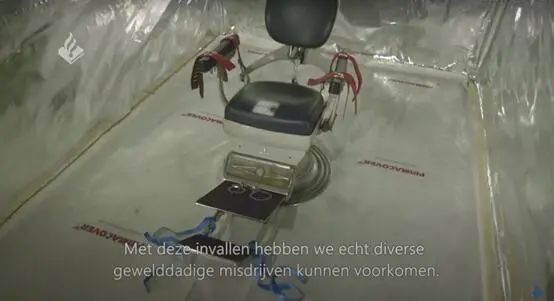 环球网|荷兰边境发现秘密酷刑室：手术刀、钳子、锯子……
