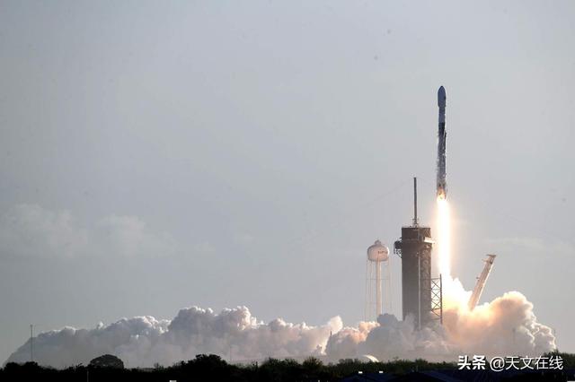 猎鹰9号|SpaceX暂时中止了“猎鹰九号”火箭60颗“星链”任务