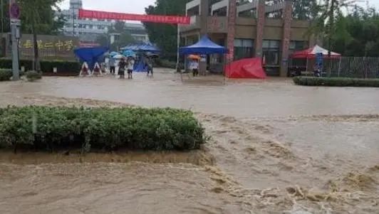 经济|南方洪涝灾害造成3020万人次受灾，直接经济损失617.9亿元
