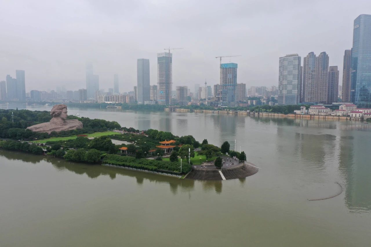 长江|水位超警！19条河流水位破纪录！南方多地启动I级、II级应急响应