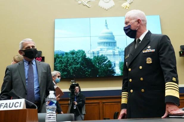 『吉鲁』美国卫生部门高官：新冠问题上，福奇并不是百分百正确