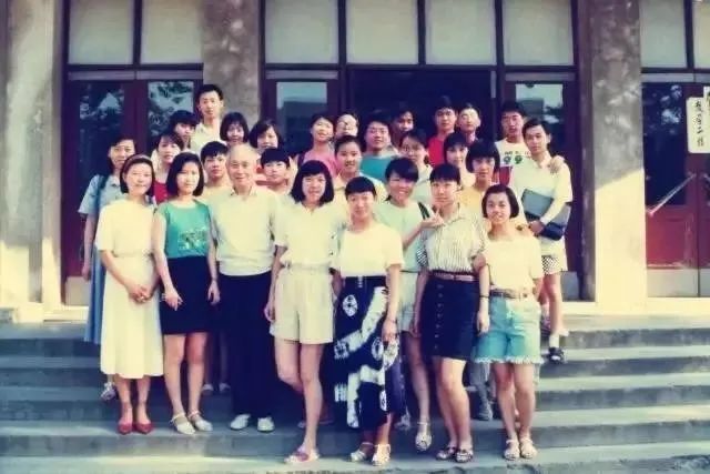 高考|30年前的高考什么样？那个没有培训班和营养品的年代