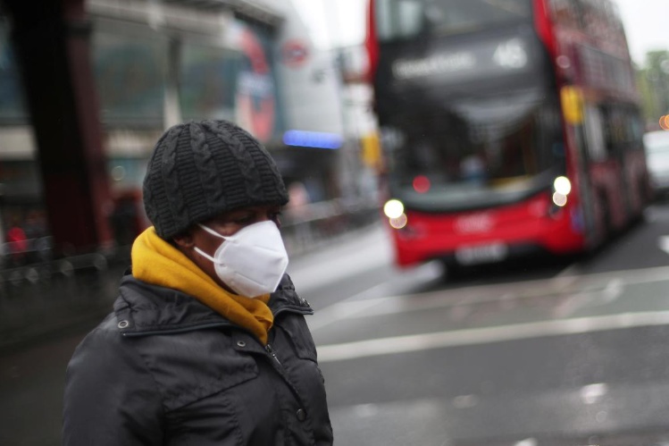 口罩|英国口罩政策该如何落实？警方：别指望我们，没人力监督民众