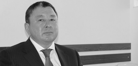央视新闻客户端|哈萨克斯坦图尔克斯坦州第一副州长因新冠肺炎病逝
