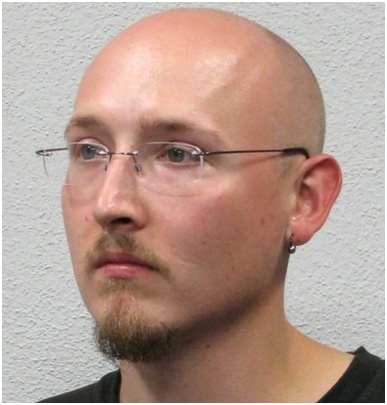 环球网|现实版“第一滴血”！德国男子抢走4名警察武器，带刀和弓箭潜入森林，数百警察搜索5天无果