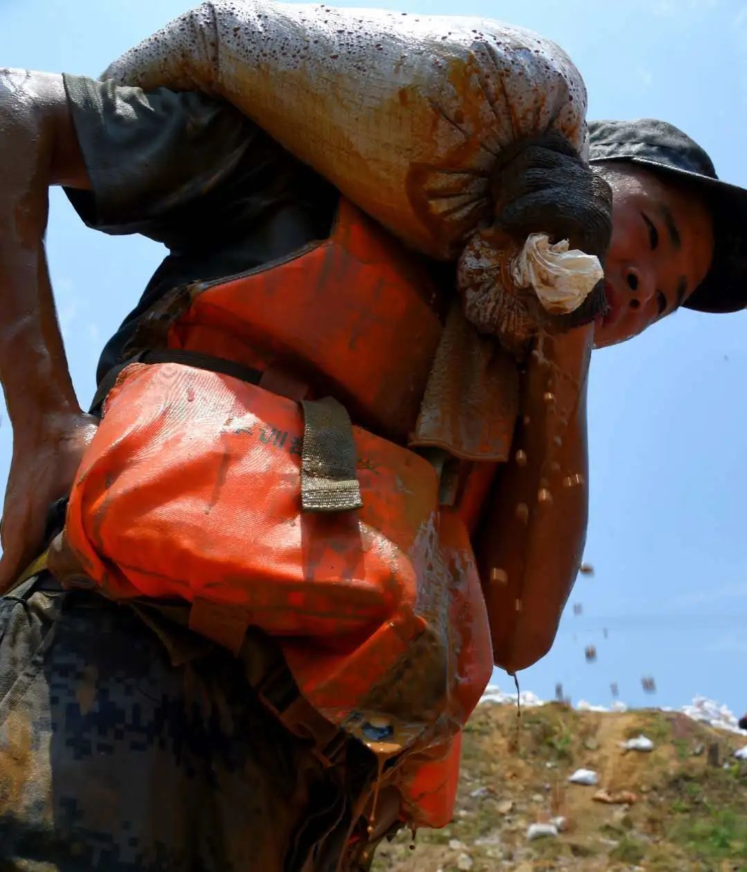 中国军情|“00后”的肩膀,扛得住!