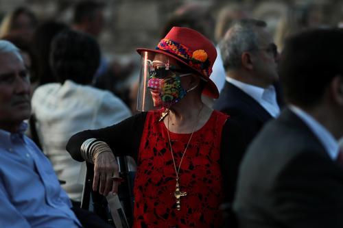 雅典|希腊雅典古罗马市集遗址前响起音乐声……