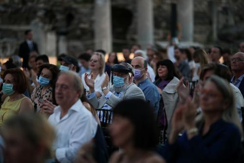 雅典|希腊雅典古罗马市集遗址前响起音乐声……