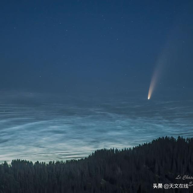 天文|新智彗星闪耀于国际空间站的惊艳照片