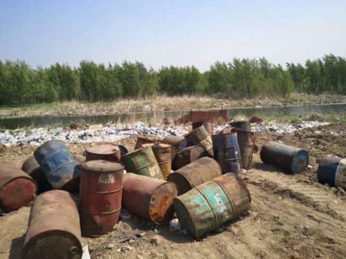 危险废物|光明时评：遏制“失控的危废”，不只要最严厉执法