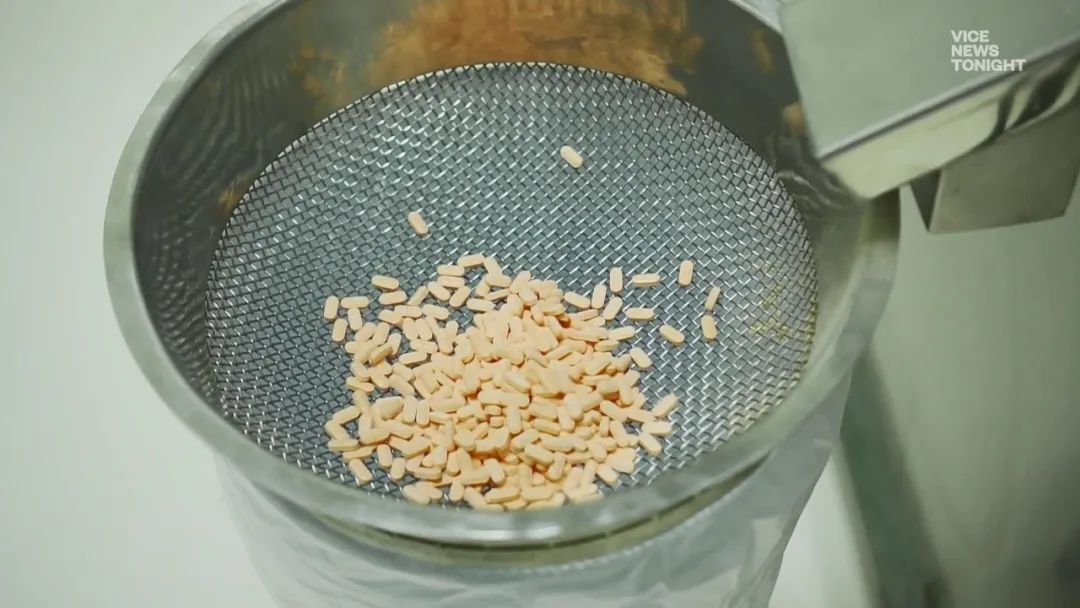 国际|谣言惑众 美国抗疫难上加难