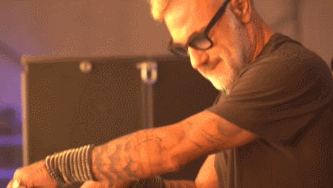 视觉志|遇到这样的男人请注意：54岁的年龄，24岁的身材。