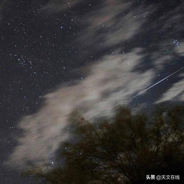 流星雨|请定好您的闹钟，今晚，找个黑暗的地方看流星雨