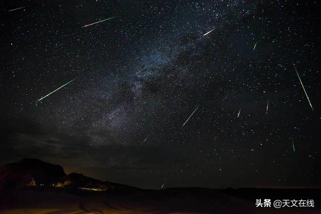 流星雨|请定好您的闹钟，今晚，找个黑暗的地方看流星雨