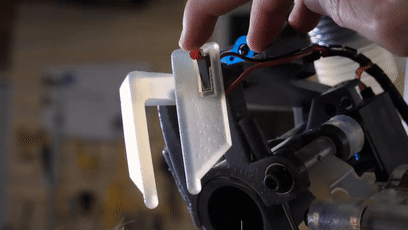 机器人|全自动tony老师，口才比技术好