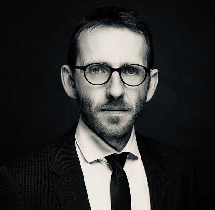 央视新闻|斯洛伐克文化部国务秘书因车祸不幸遇难