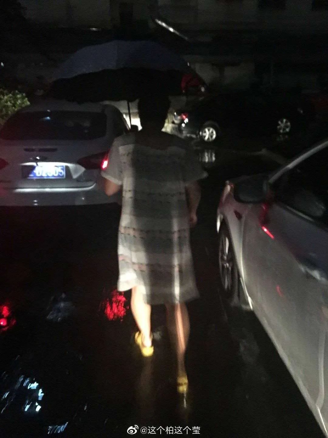 娱乐|你手机里有什么舍不得删除的照片?|团团卧谈会