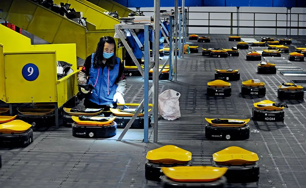 农民|年轻人都去送外卖了,中国的制造业怎么办