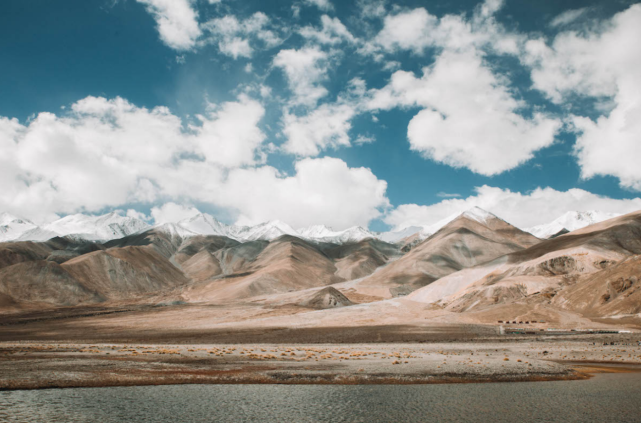 环球时报|印媒骄傲宣布：我们的卫星拍到了解放军边境及海外军力部署