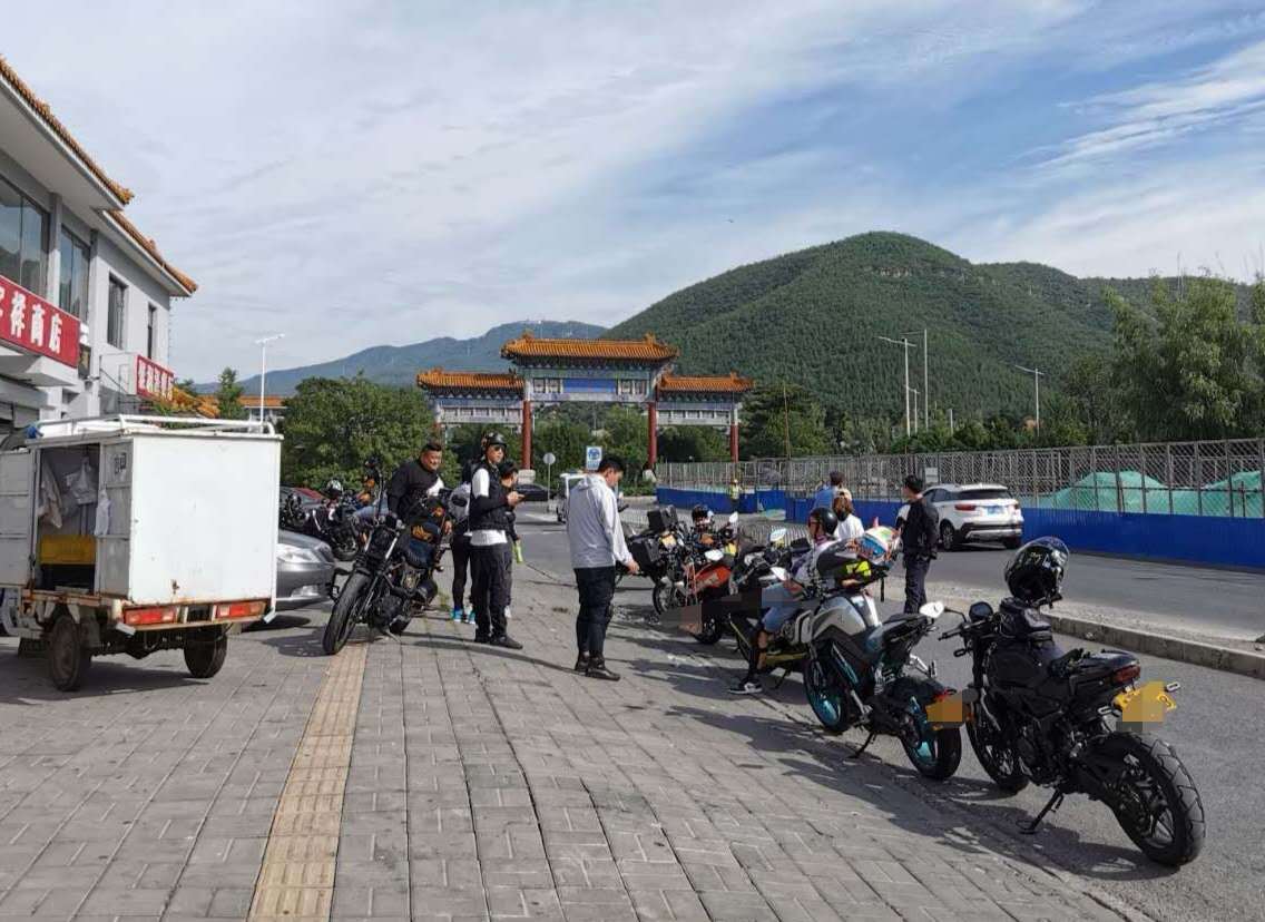 摩托车|非法竞速、违规超车、轰鸣扰民 潭王路摩托车跑山太疯狂