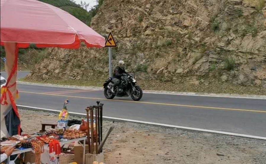 摩托车|非法竞速、违规超车、轰鸣扰民 潭王路摩托车跑山太疯狂