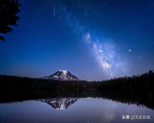 流星雨|请定好您的闹钟，近期，南宝瓶座δ流星雨将达到高峰