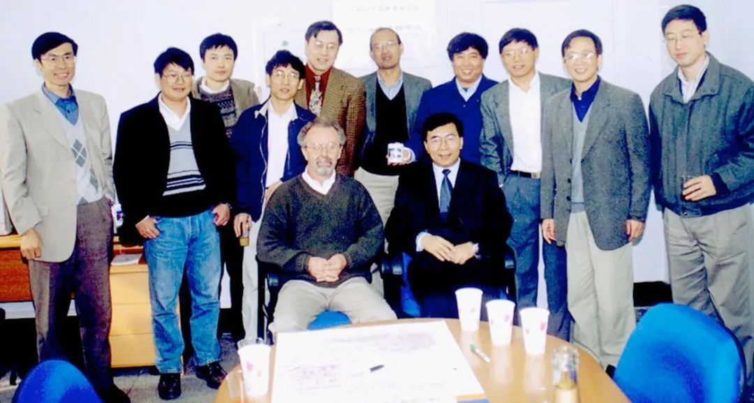 物理|传奇还将继续——怀念一代宗师Ward Plummer