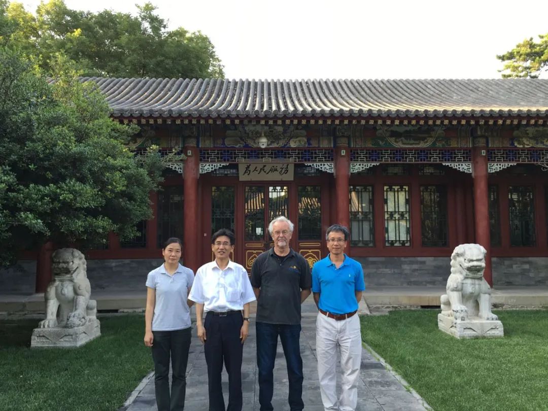 物理|传奇还将继续——怀念一代宗师Ward Plummer