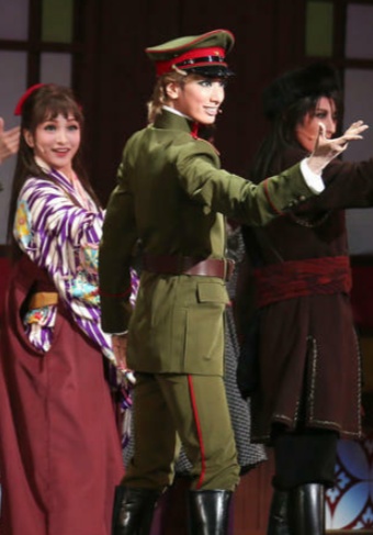 宝冢歌剧团|日本宝冢歌剧团4人确诊 公演紧急中止