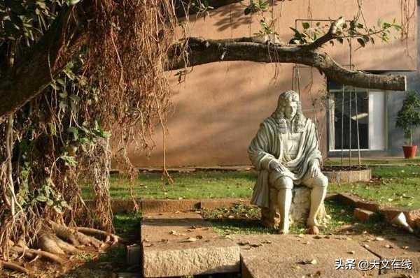 牛顿|如果艾萨克·牛顿回来了，他能理解现代物理学吗？