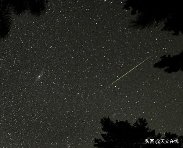 英仙座流星雨|闪耀八月夜空，英仙座流星雨极大将于八月12、13日降临