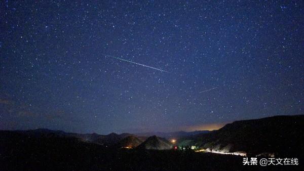 英仙座流星雨|闪耀八月夜空，英仙座流星雨极大将于八月12、13日降临