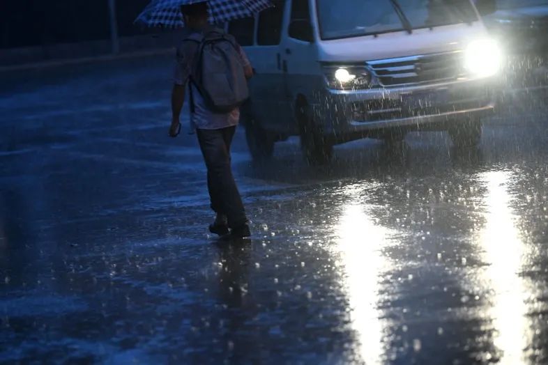 降雨量|最大降雨量在昌平，达156.6毫米。今日上午仍有雨，建议市民减少山区出行