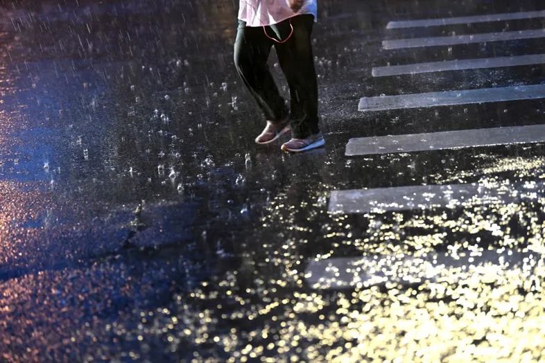 降雨量|最大降雨量在昌平，达156.6毫米。今日上午仍有雨，建议市民减少山区出行