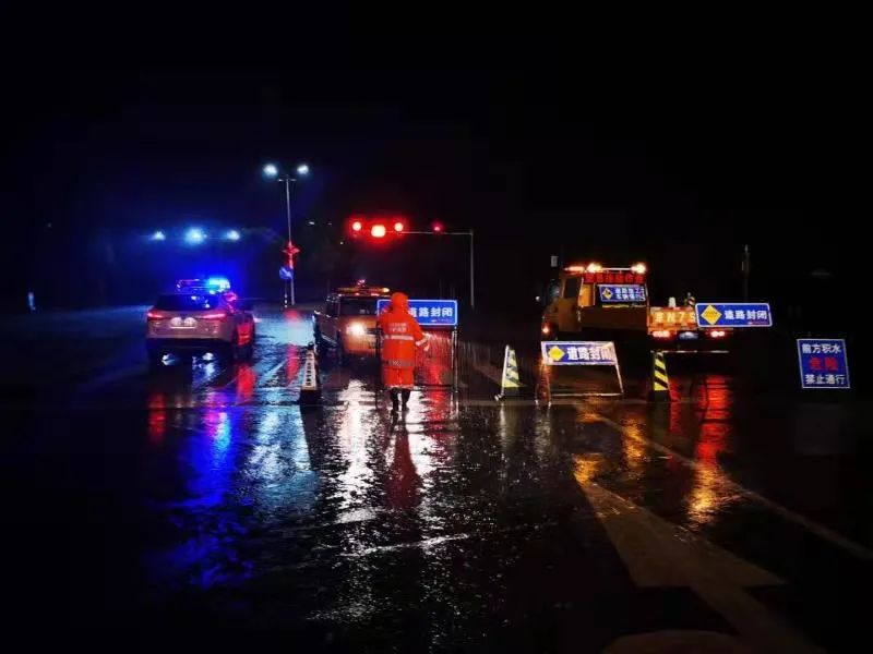 降雨量|最大降雨量在昌平，达156.6毫米。今日上午仍有雨，建议市民减少山区出行