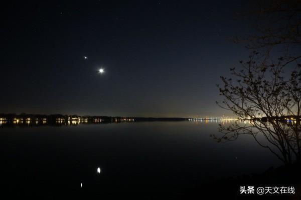 角宿一|请定好您的闹钟，本周末，西方夜空可以欣赏到角宿一伴月天文景观