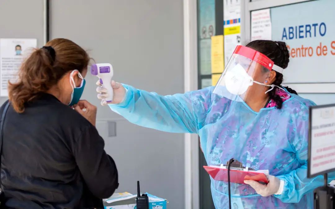 问题疫苗|世卫组织：年轻人是当前冠状病毒的主要传播者