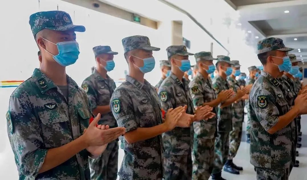 战友|“冒小驰请求归队！”“入列！”