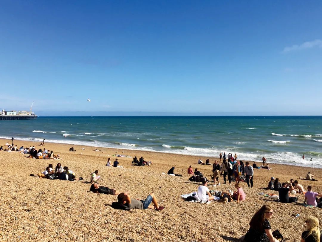 中国新闻周刊|?布莱顿，海边的伦敦