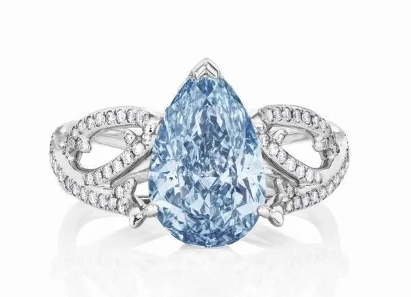 钻石|钻.石.为.什.么.裂.开.了？