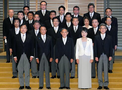 日本首相|快讯！正式就任日本首相后，菅义伟：新冠疫情是“最优先问题”，将稳固继承安倍政策