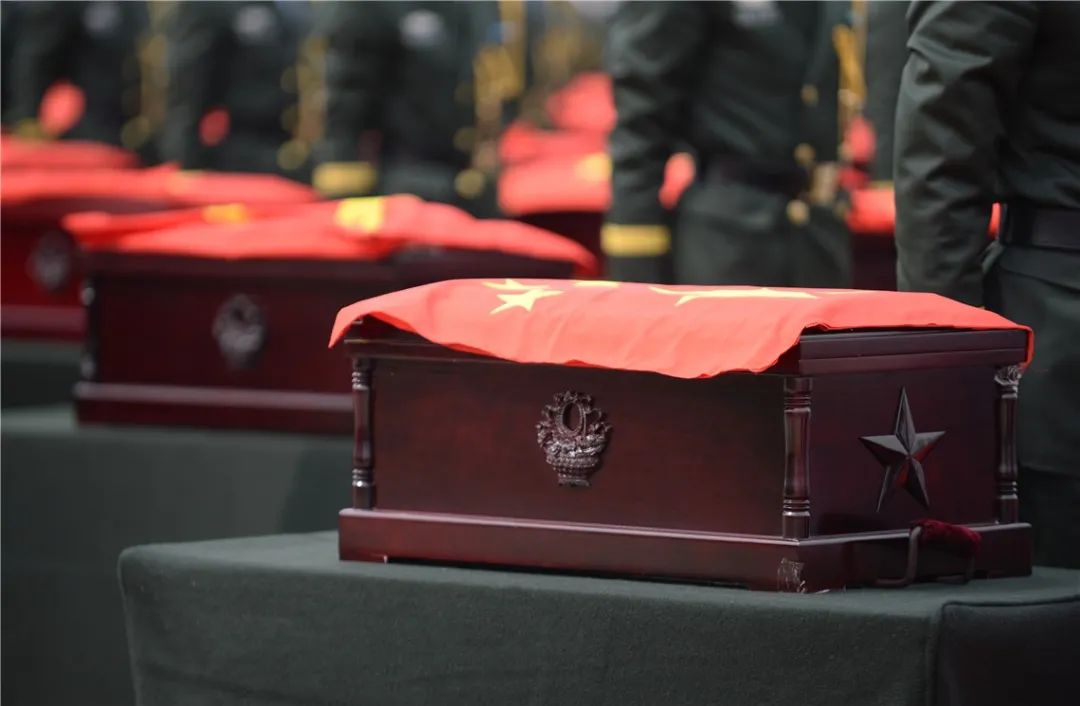 志愿军烈士遗骸回国|回家！